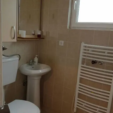 Center Apartment *